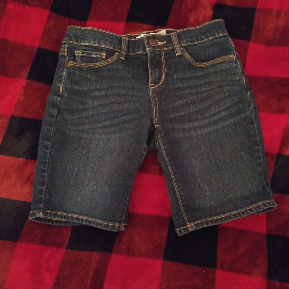 Old navy shorts size 10
